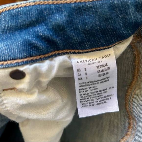 American Eagle Outfitters Hi-Rise stretch Jeans - Dark Blue Flare - Picture 4 of 4